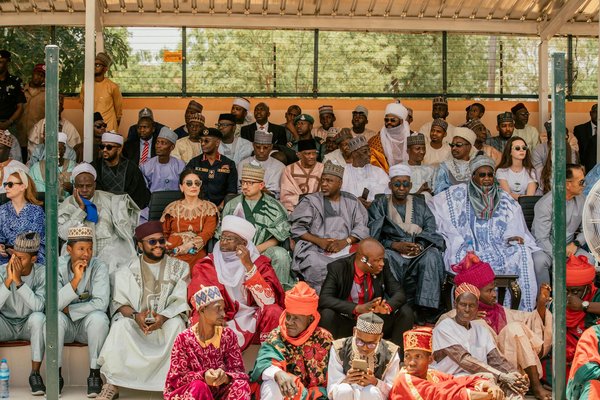 Les Artistes et la Grève : Source d'Inspiration ou Objet de Répulsion ?